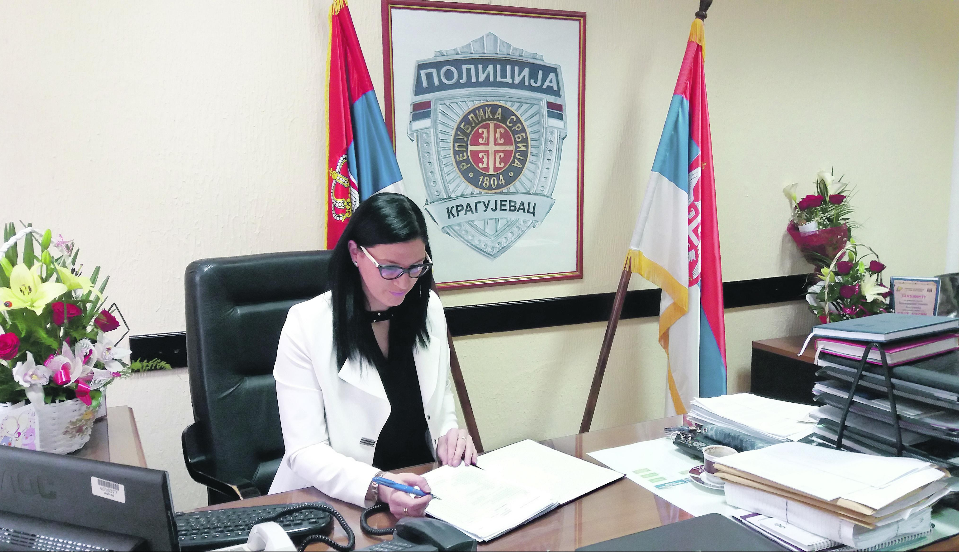 KRAGUJEVAC ĆE OSTATI NAJBEZBEDNIJI GRAD U SRBIJI: Jasmina Rajković, "ČELIČNA LEJDI" policije!